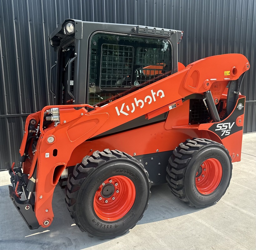 2023 Kubota SSV75 Skid Steer